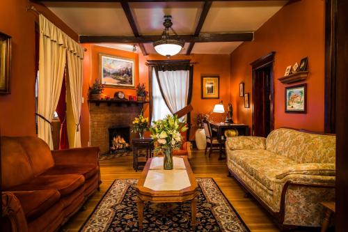 Downtown Historic Bed & Breakfast