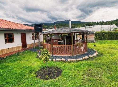 Three-Bedroom Villa image 5