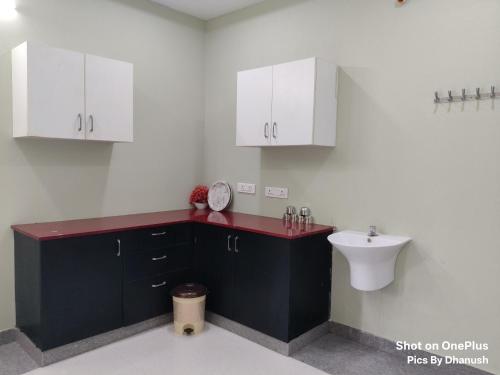 مطبخ, Annamaiah Premium & Grand - 2 & 3 BHK Apartments for Families - Homestay & Home Food Service in Mangalam