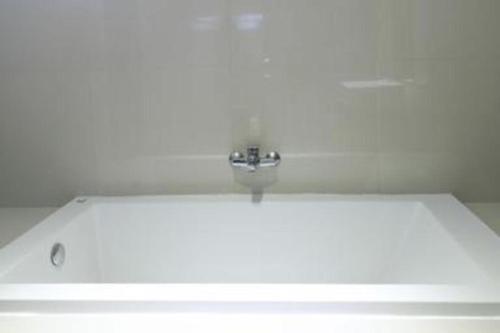 Tab Hotel Surabaya near Food Junction