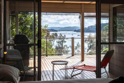 Bay and Beachside Family Retreat in Hardys Bay