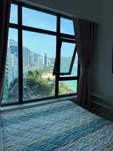One-Bedroom Apartment image 10