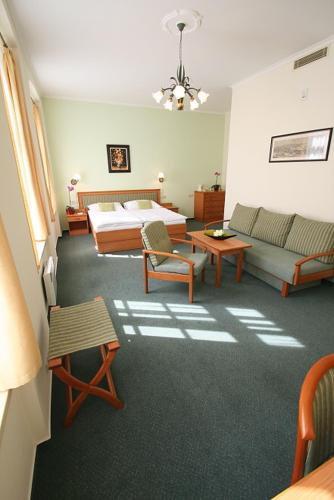 Castle Residence Praha - image 12
