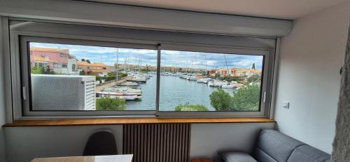 Studio 6 pers, vue mer, parking, wifi, ponton