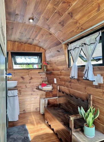 Caravan room in Cabin In The Air