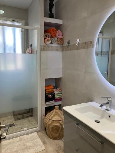 Chambre de charme near Musee Matisse