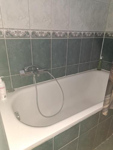 Pokój w domu z oranżerią i śniadaniem, Wroclaw (foto 3)