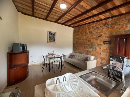 Rustic Villa in a Natural Setting, Loja (fotografie 9)