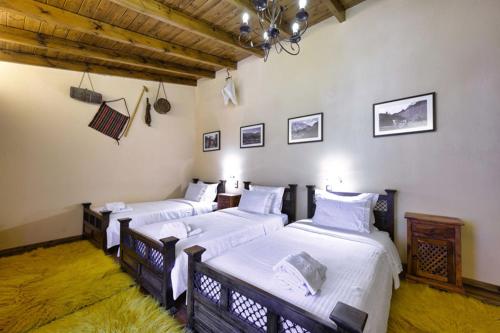 Hotel Teloneio Room Type - Standard Triple Room Hotel Teloneio Room Type - Standard Triple Room
