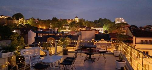 Double Room with Terrace and Panoramic View image 2