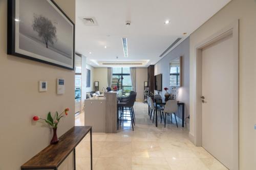Best View Luxury 2BDR Palm Jumeirah, Beach & Pool, Dubaj (zdjęcie 3)