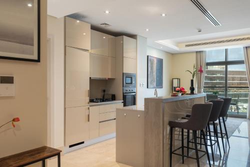 Best View Luxury 2BDR Palm Jumeirah, Beach & Pool, Dubaj (zdjęcie 5)