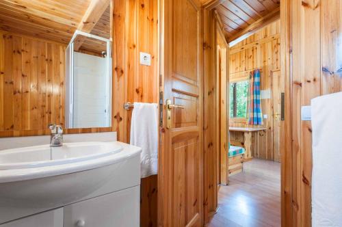 浴室, Bungalows y Mobil Homes Camping Regio in 聖瑪爾塔德托爾梅斯