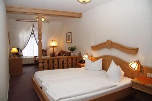 Hotel Zum Burgergarten in Sudharz