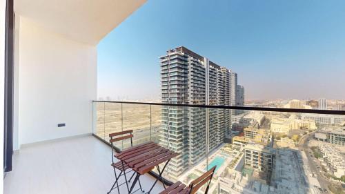 PVH - Stylish 1BR in Binghatti House - image 4