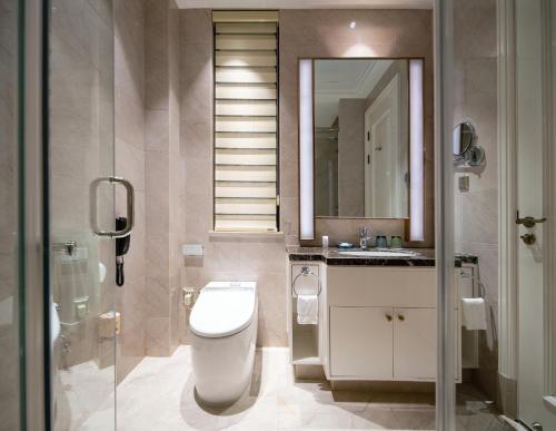 Standard King Residence image 4