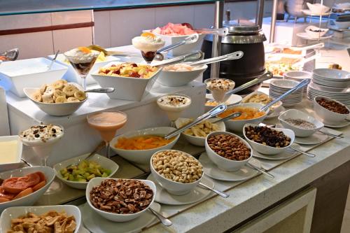 Holiday Inn Harare Hotel By IHG - image 4
