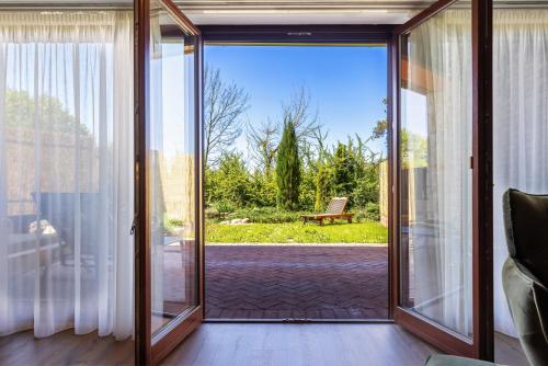 ระเบียง/ชานเรือน, Golf & Spa Kunětická Hora (Golf & Spa Kuneticka Hora) in ดรีเตช