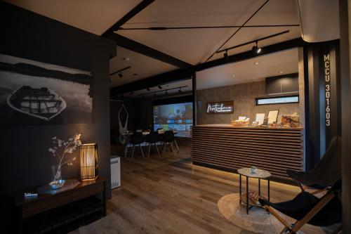 Matsubara Container House - Stylish Stay Just 200m from Matsubara Beach, Tsuruga