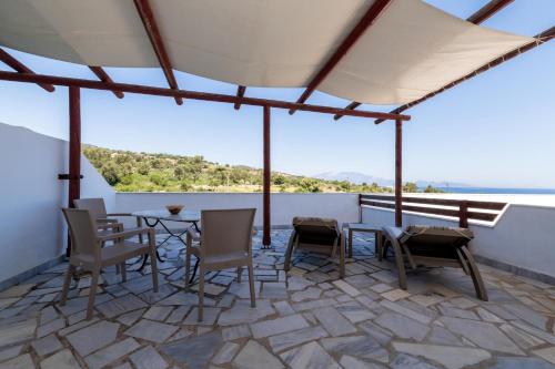 Mikro Nisi Studios & Apartments 4