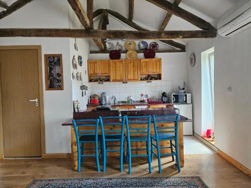 virtuve, Balkan Barn in Tyzha