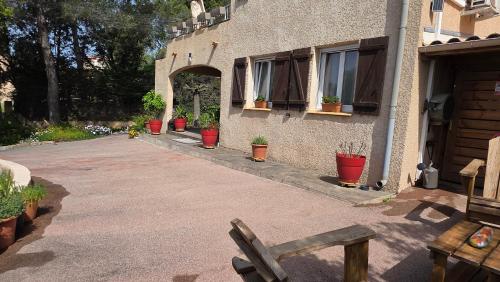 Entire ground floor in beautiful villa in Saint-Raphael
