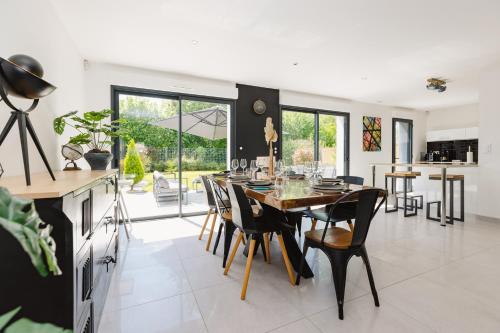 Iekārtas, La Villa Pop & Steel - maison avec 4 chambres in Laille (Ille-et-Vilaine)