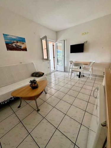 Apartment image 1