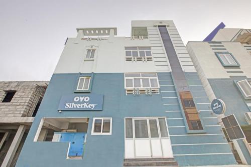 Collection O Silver Key Executive, Chennai