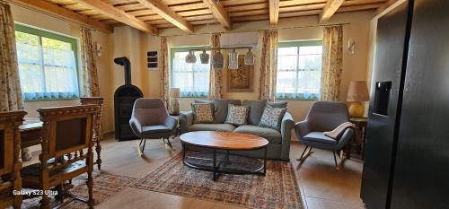 Darya Pince in Gosztola