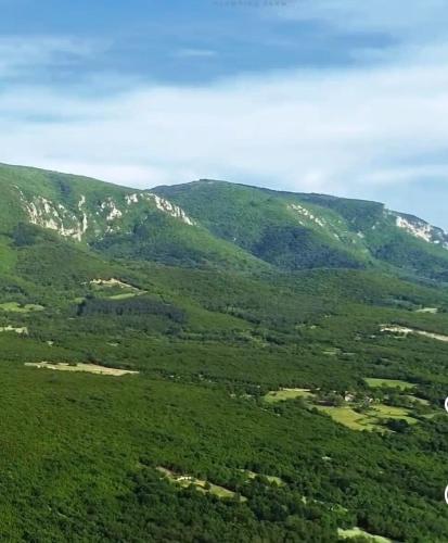 Uitzicht, DuVa mongolska yurta in Petrovac Na Mlavi