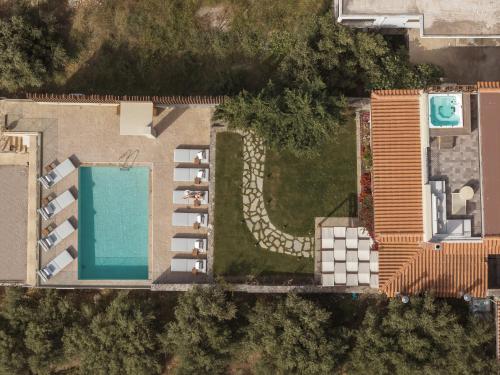 Ami Manoir Villa, View, Pool & Hot Tub – khách sạn tại Geropotamos