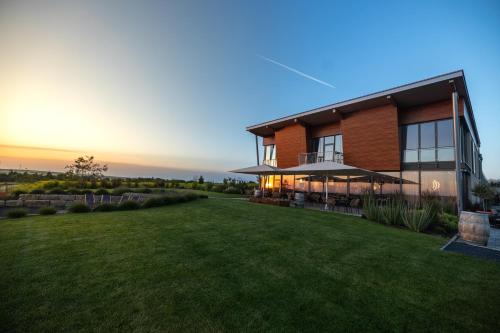 Exterior view, Weinzuhause Hotel-Restaurant-Vinothek in Köngernheim