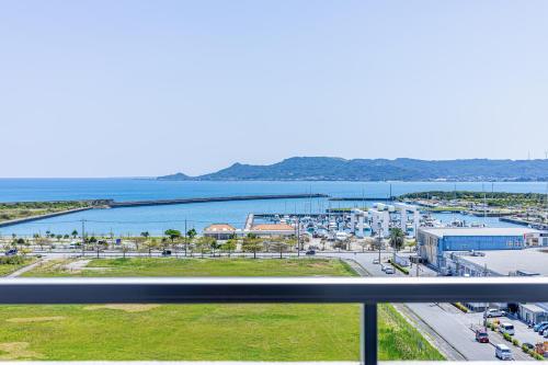 オーシャンビュー 窓から見える景色を想い出に The琉球タワー 10C (オーシャンビュー 窓から見える景色を想い出に The琉球タワー 10C) in Yonabaru