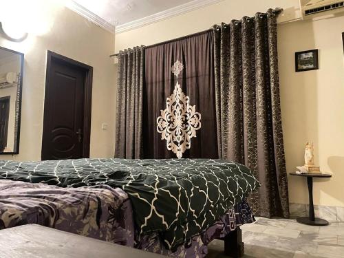 3 bedroom luxury Apartment - image 2
