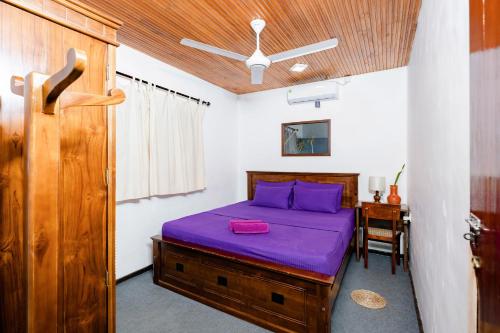 1 queen bed