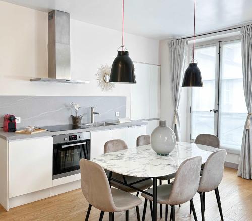 Saint Germain des Pres - Prestige apartment with lift for 6 - image 2