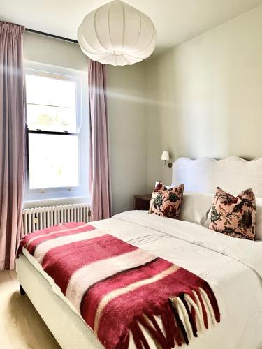 Cumberland Suites - Apartment 2, Bath (zdjęcie 8)