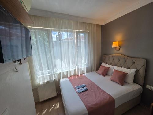 Double Room with Private Bathroom image 10