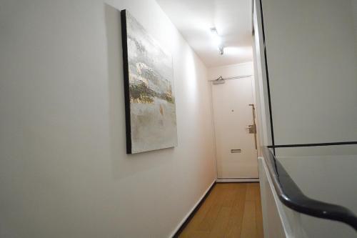 Abbey Road 4 Bed Home - Garden, Parking, Sleeps 11, London (photo 8)