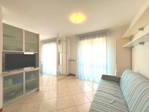 Two-Bedroom Apartment with Terrace image 10