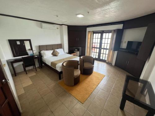 room detail thumbnail 0