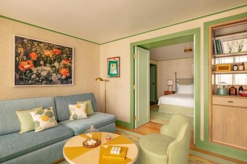 room detail thumbnail 0