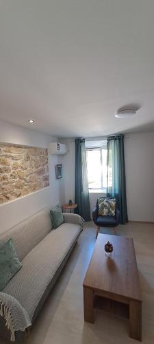 skalinada apartment kampielo 2