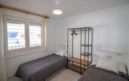 Apartment with Sea View image 8