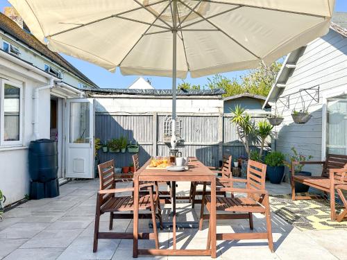 Exterior view, Modern Family Home near Reculver - Sleeps 8 - Pets Friendly! in Herne Bay