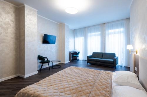 1 double bed, 1 sofa bed