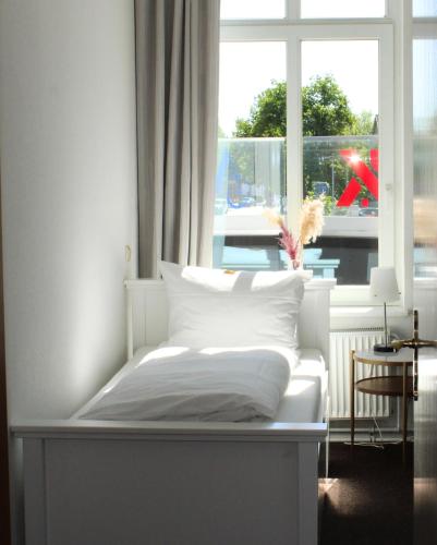 1 twin bed