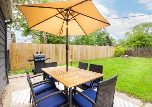 Comfortable and Family Friendly! in Parma Heights, USA
