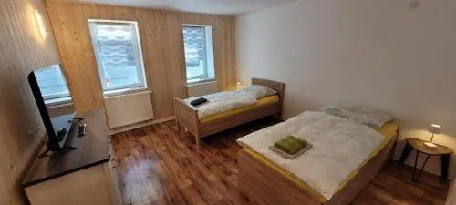Seyfarthrooms - Monteurwohnung Großröhrsdorf 3 - zentrale Lage, gute Anbindung, ideal für 2 Personen in Großröhrsdorf, Deutschland